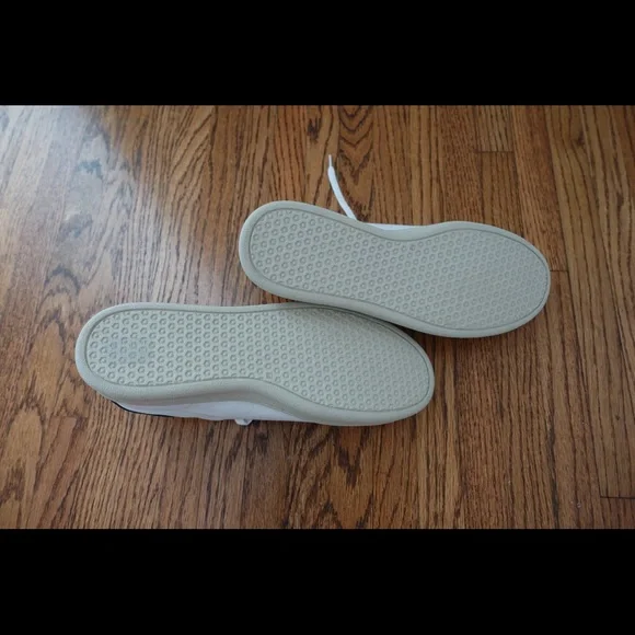 RE/DONW TENNIS SNEAKER